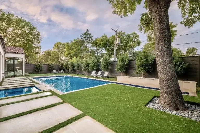 Top Backyard Retreats in America: The Definitive Pillar Guide